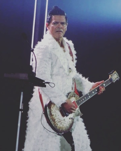 File:RichardFeatherCoat.jpg