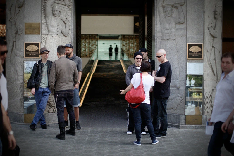File:Photoblog7-vordemhotelinbarcelona.jpeg