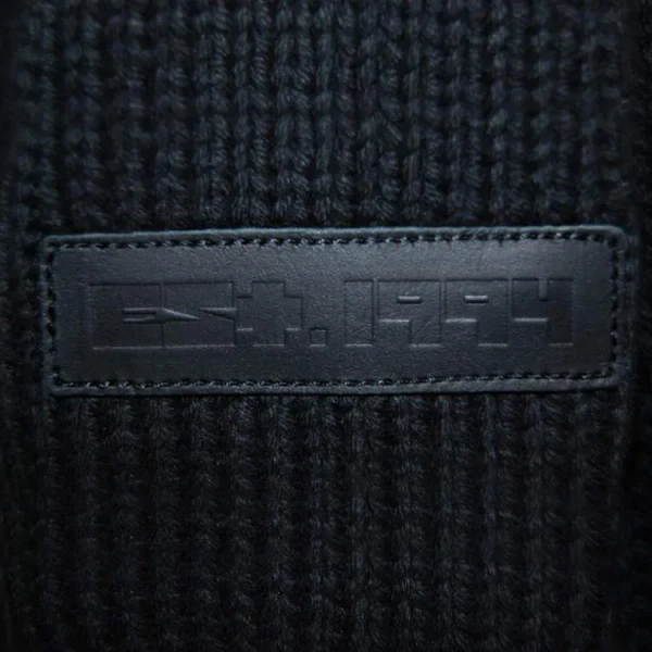 File:merch 1180 6.webp