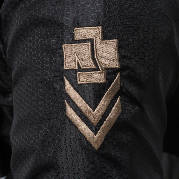 File:merch 1613 3.webp