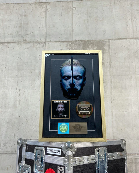 File:PAUL Sehnsucht Gold USA RIAA.jpg