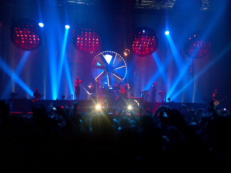 File:04.05.2012band.jpg