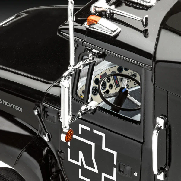 File:merch 2164 7.webp