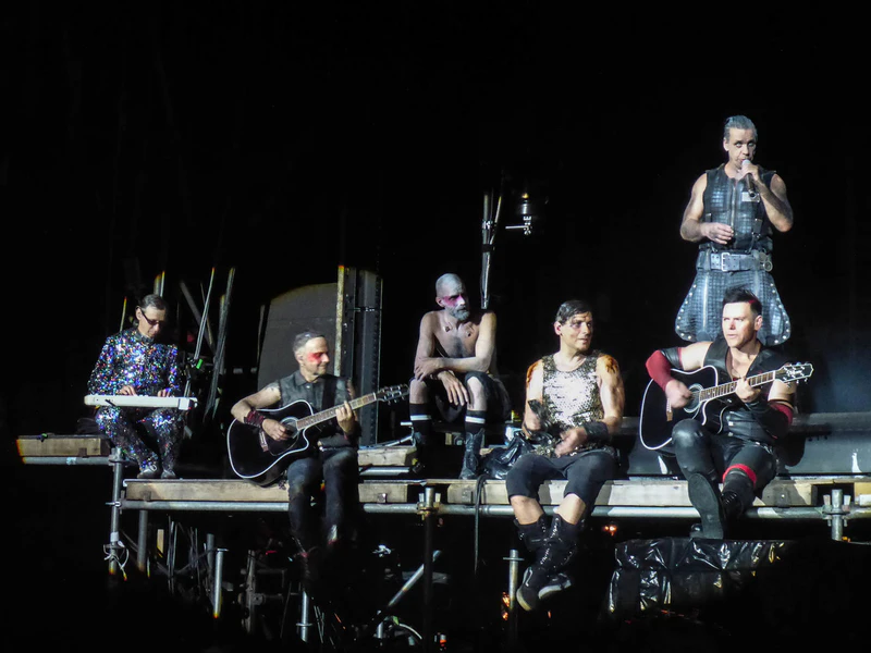 File:03.06.2016band.jpg