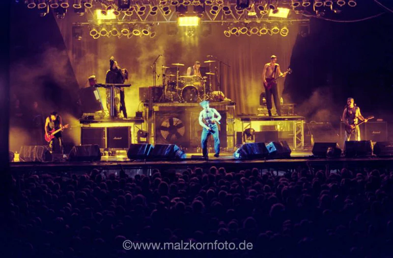 File:21.06.1997concert.jpg