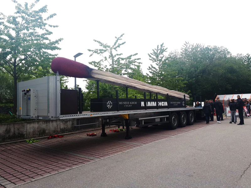 File:Truck-munich.jpg