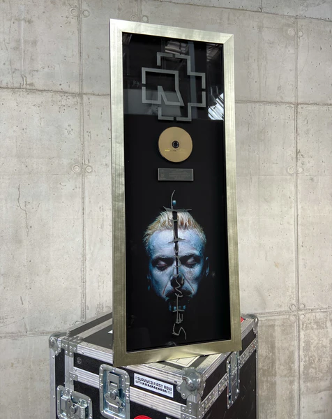 File:PAUL Sehnsucht Multi-Gold.jpg