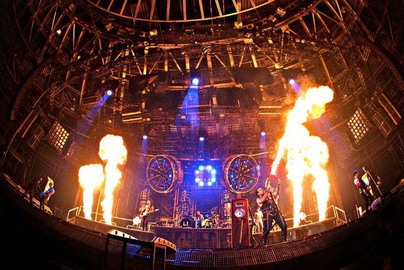 File:19.12.2009band.jpg