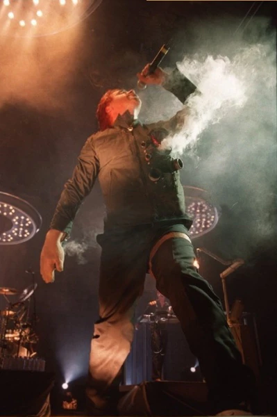 File:14.05.2001till.jpg
