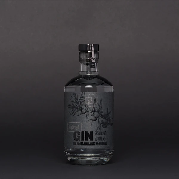 File:Navy-Gin.jpg