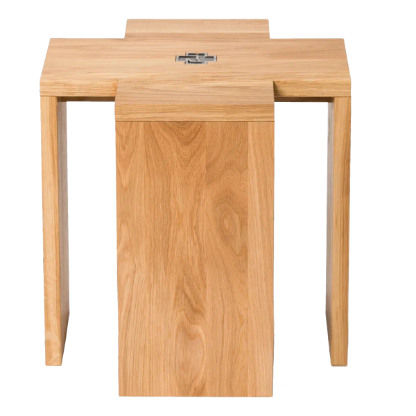 File:merch 2208 1.webp