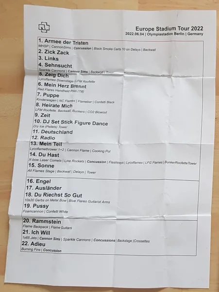 File:2022-06-04-setlist.jpg