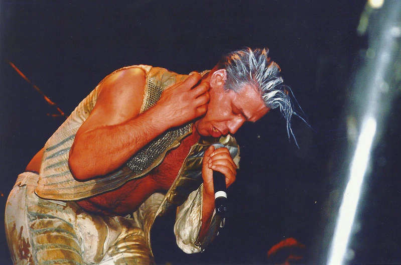 File:10.04.1999till.jpg