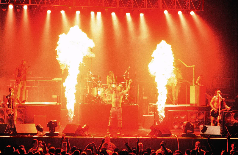 File:30.09.2001band.jpg