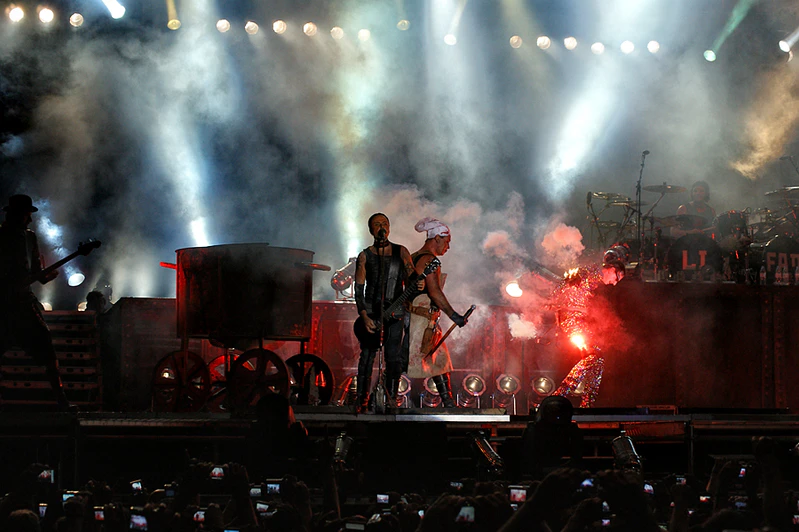 File:25.11.2010band.jpg