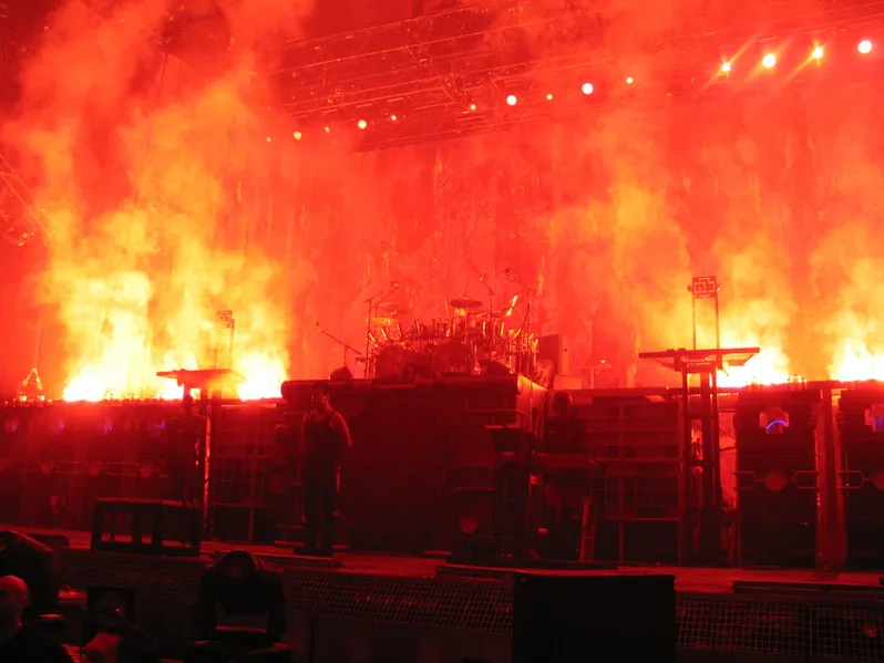 File:12.12.2004band.jpg