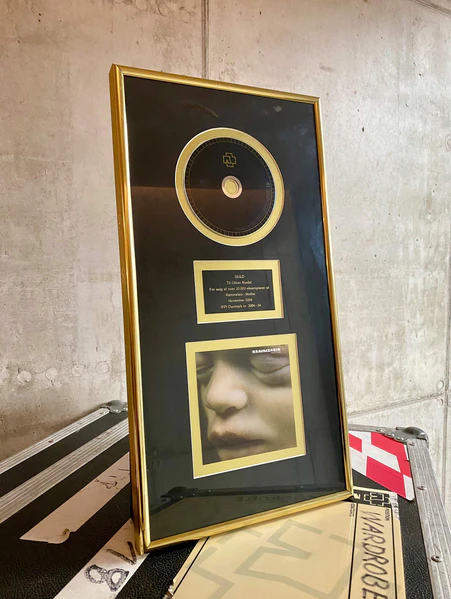 File:Olli-Mutter-Gold-Denmark.jpg