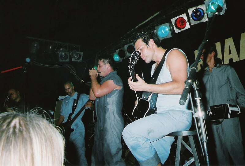 File:13.10.2004band.jpg