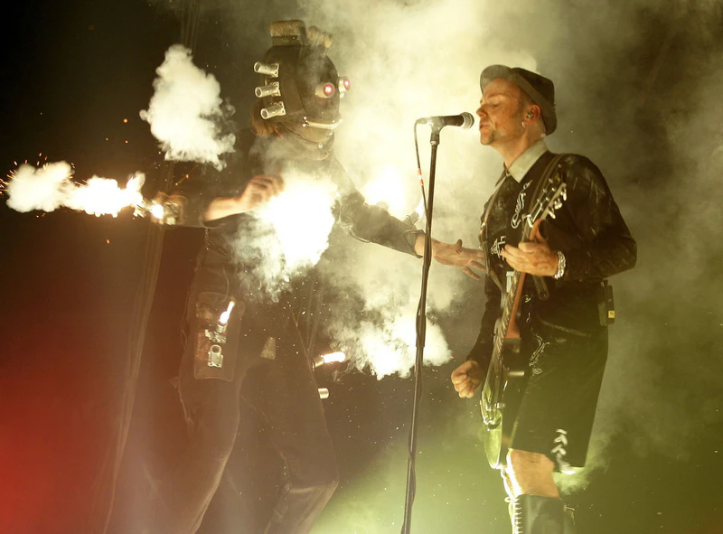 File:05.11.2004band.jpg