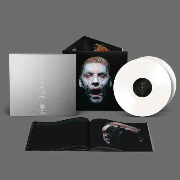 File:merch 2405 1.webp