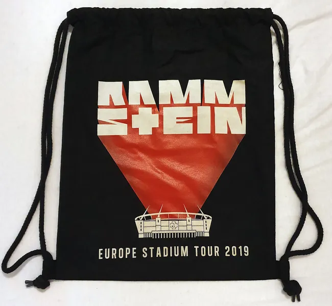 File:Stadiumtour2019gymbag.jpg