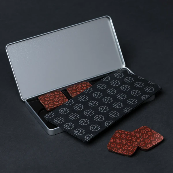 File:merch 2386 4.webp